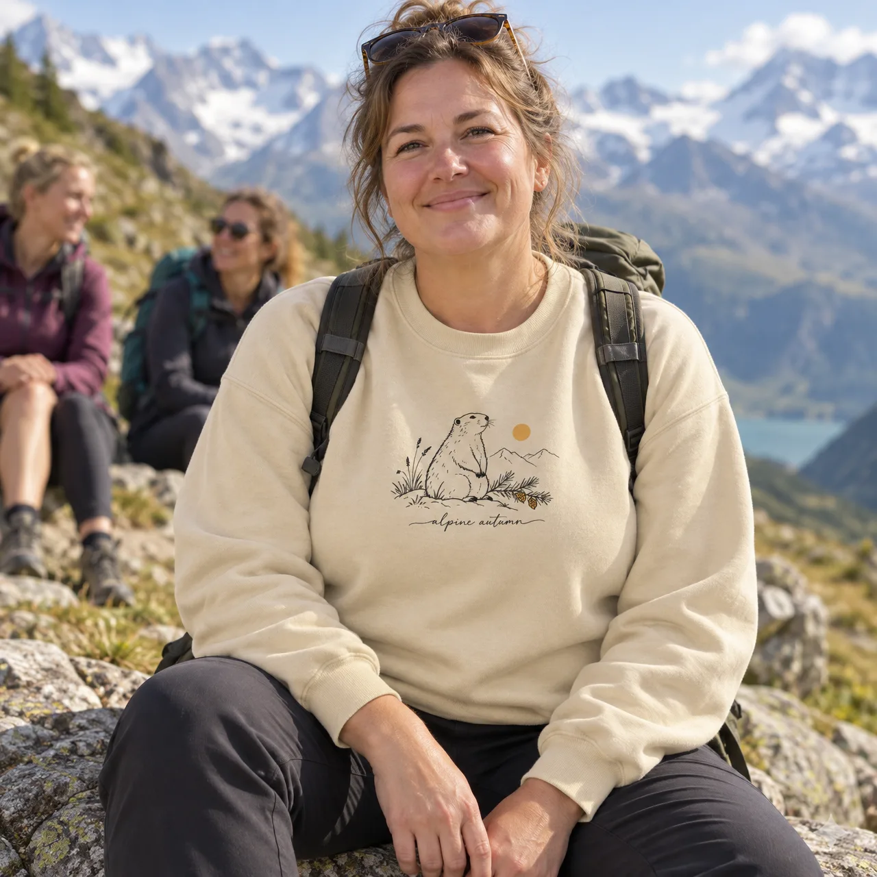 Sweat-shirt marmotte «alpine autumn», Alpes, porté