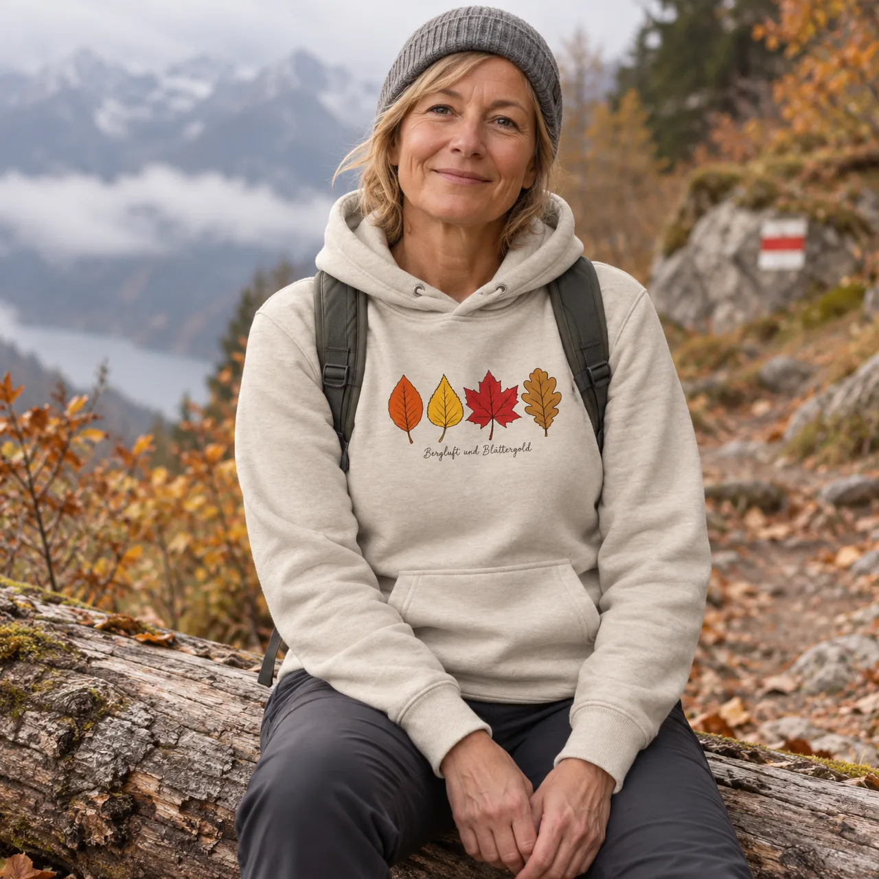 Bergluft und Blättergold, autumn hiking hoodie, worn