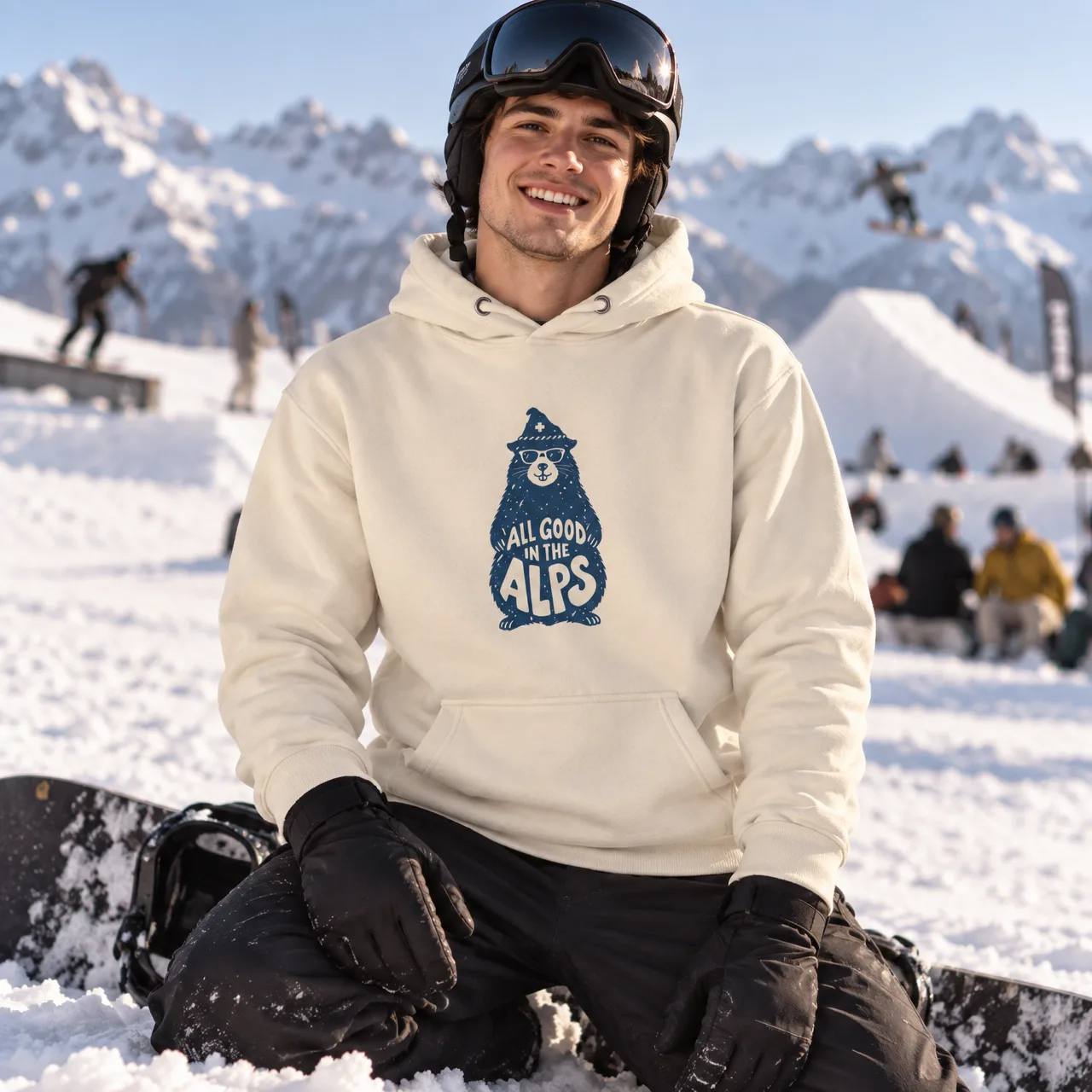 Murmeltier «All Good in the Alps» Berg-Hoodie, getragen