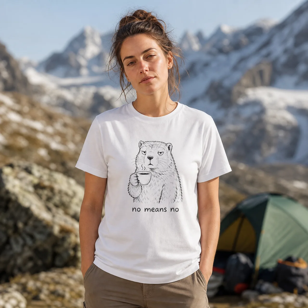 No Means No, t-shirt marmotte grognon au café, porté