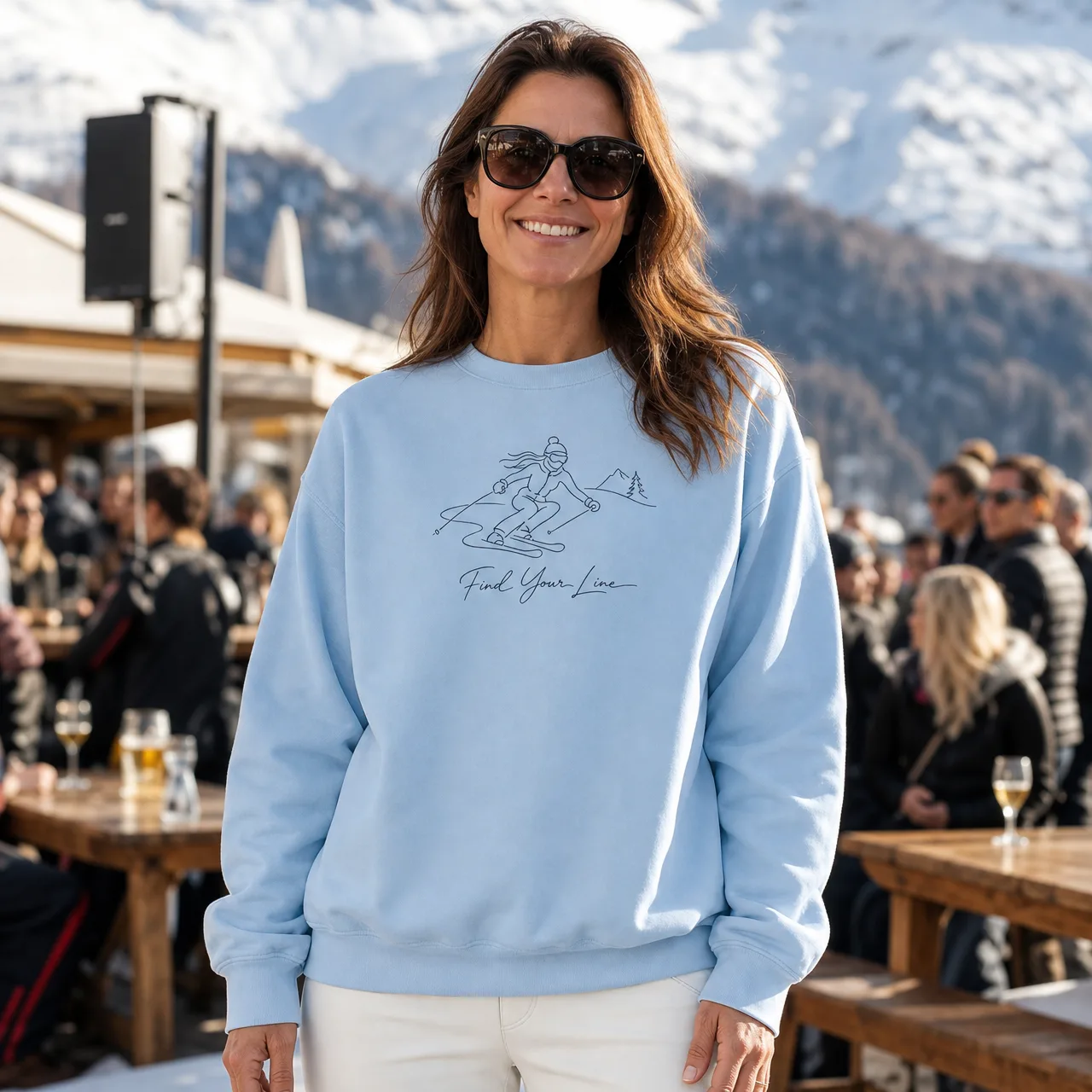 «Find Your Line» Skifahren Sweatshirt Damen, getragen